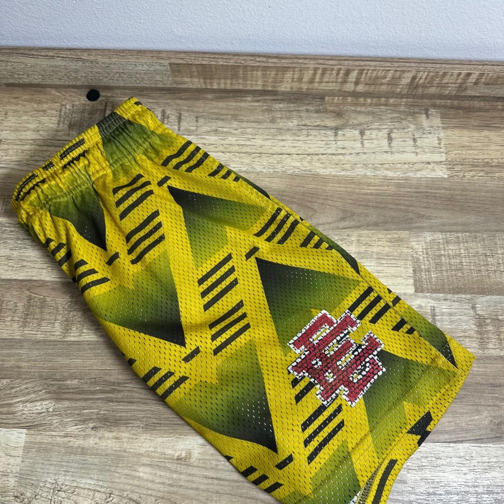 Eric Emanuel Basic Short Yellow Green Geometric Zig Zag Mesh Mens XL EE Logo